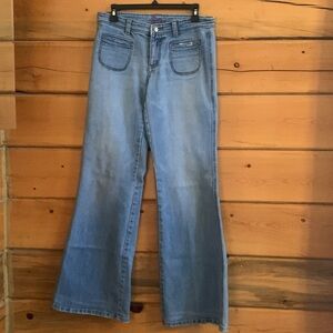 Cache wide leg, high waisted, stretch denim jeans size 6